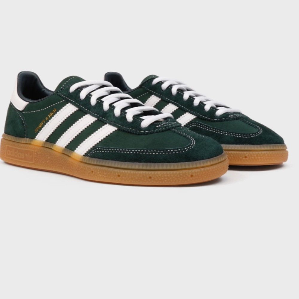 Sporty and rich handball spezial